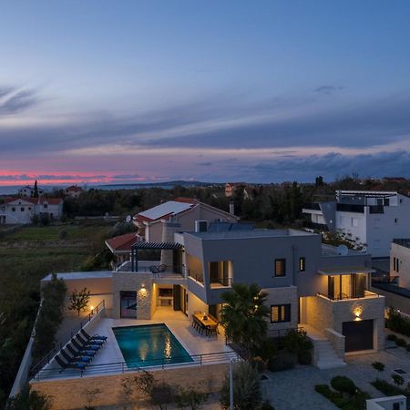 Villa Roca With Heated Pool And Sauna Привлака Екстер'єр фото