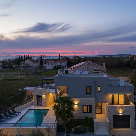 Villa Roca With Heated Pool And Sauna Привлака Екстер'єр фото