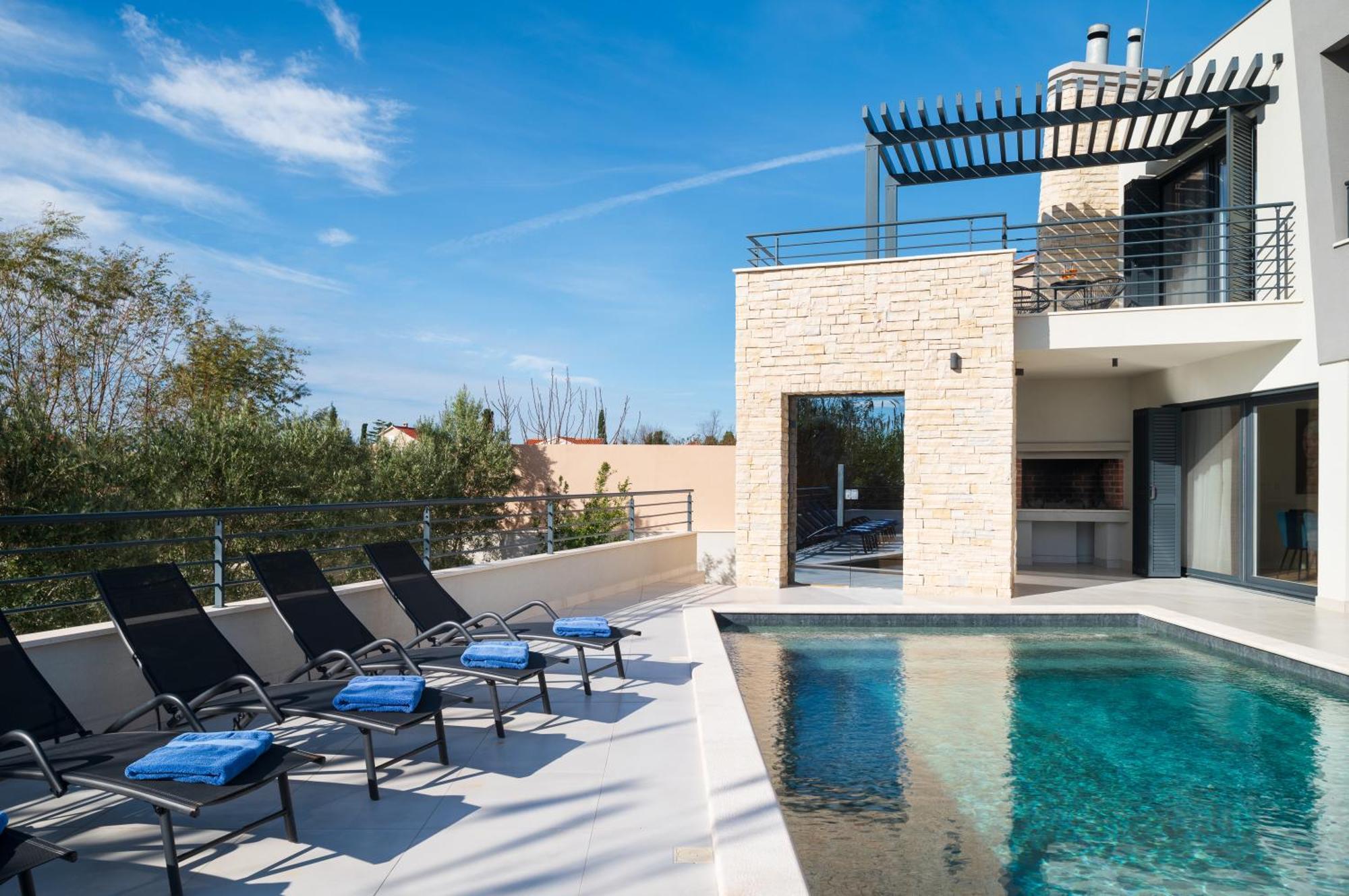 Villa Roca With Heated Pool And Sauna Привлака Екстер'єр фото