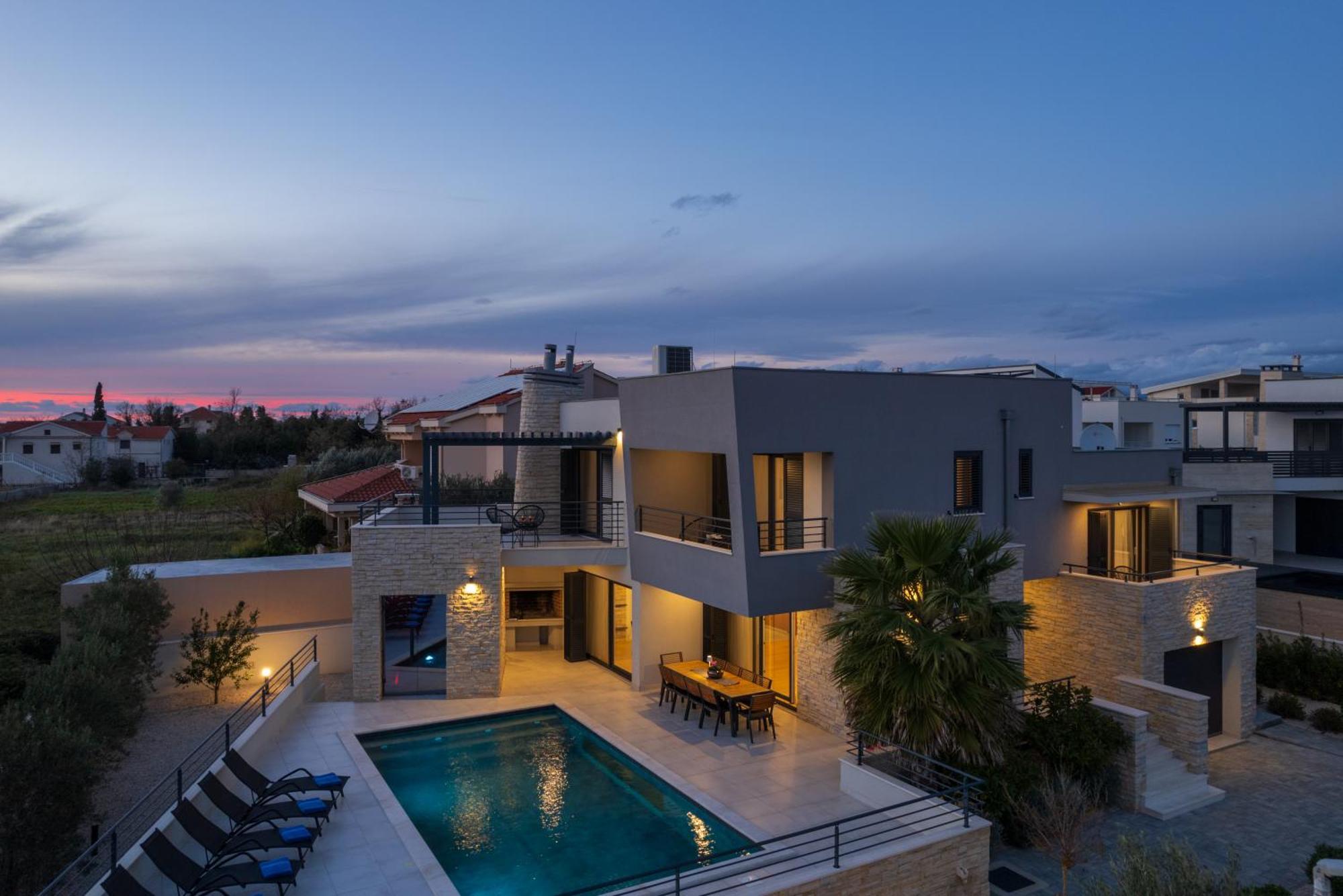 Villa Roca With Heated Pool And Sauna Привлака Екстер'єр фото